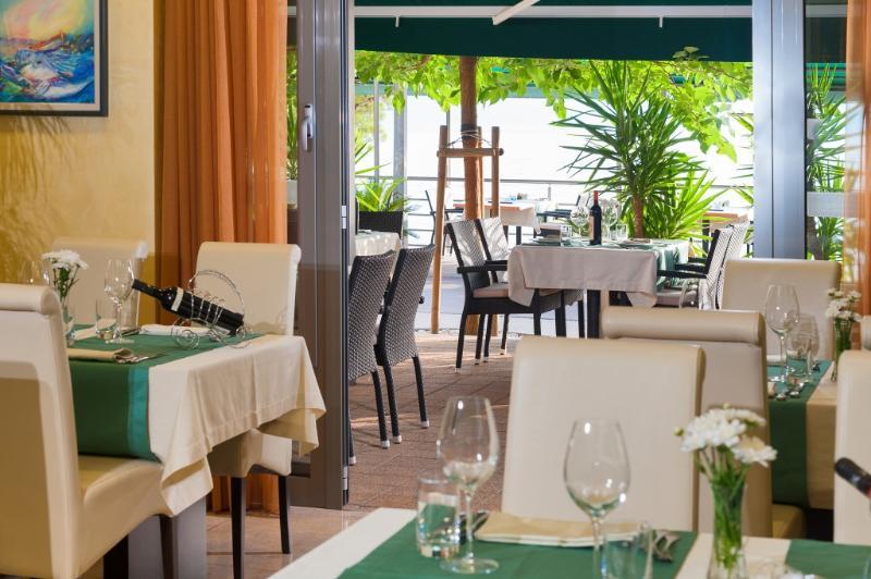 Hotel Saudade Gradac  Exterior foto