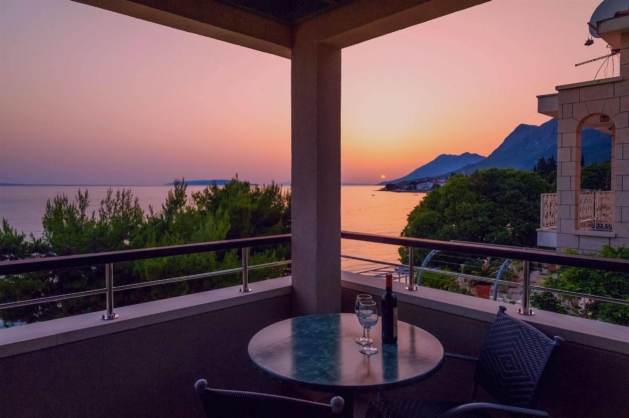 Hotel Saudade Gradac  Exterior foto